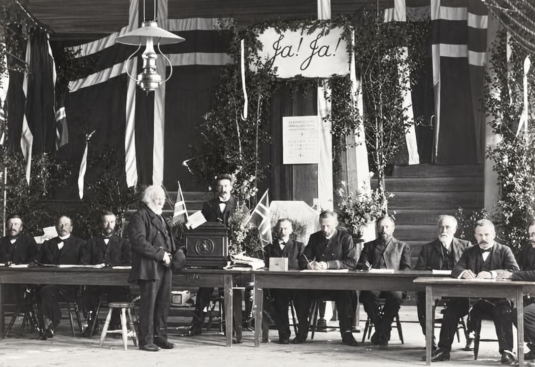 Folkeavstemmingene på Røros i 1905