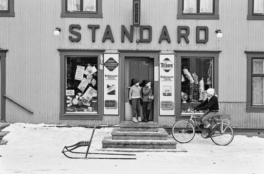 Standard frukt- og tobakksforretning
